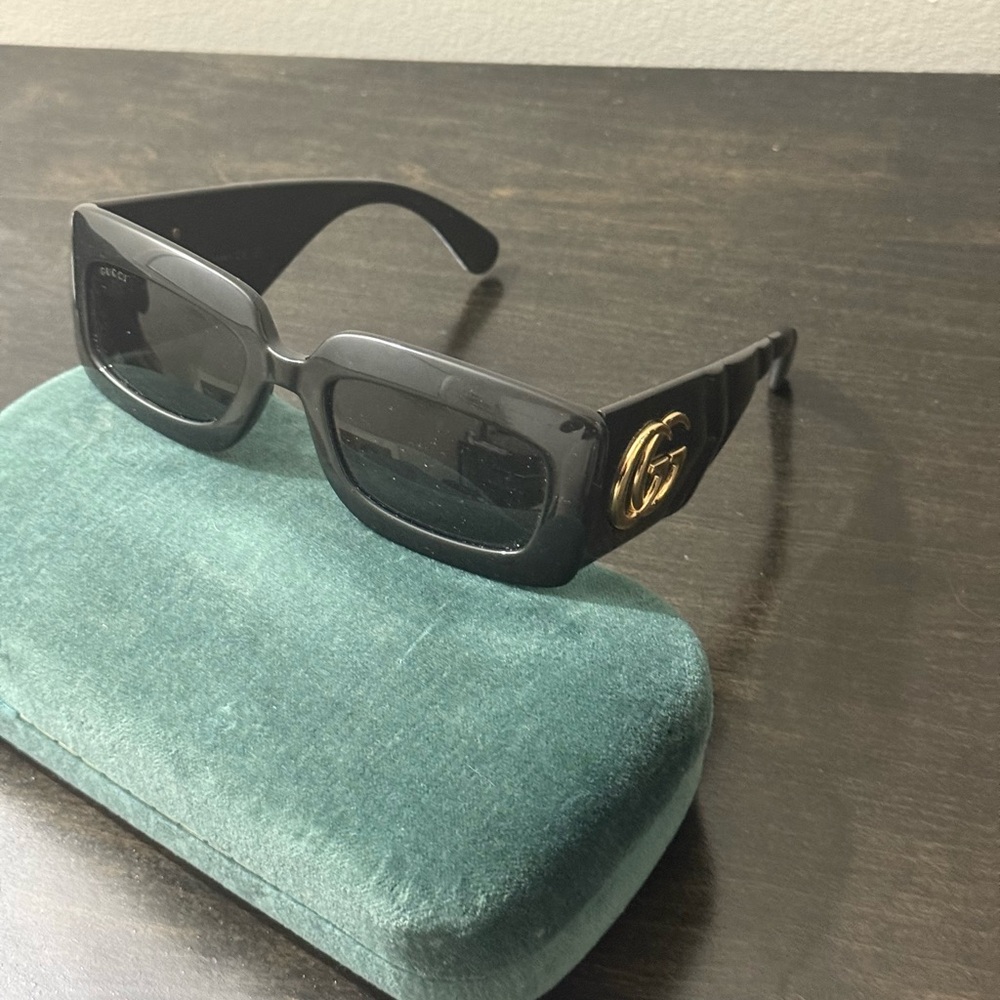 Gucci Acetate Black Rectangular Sunglasses with Case
